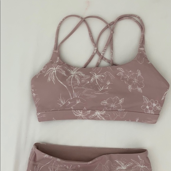 Lorna Jane Set - Picture 3 of 5